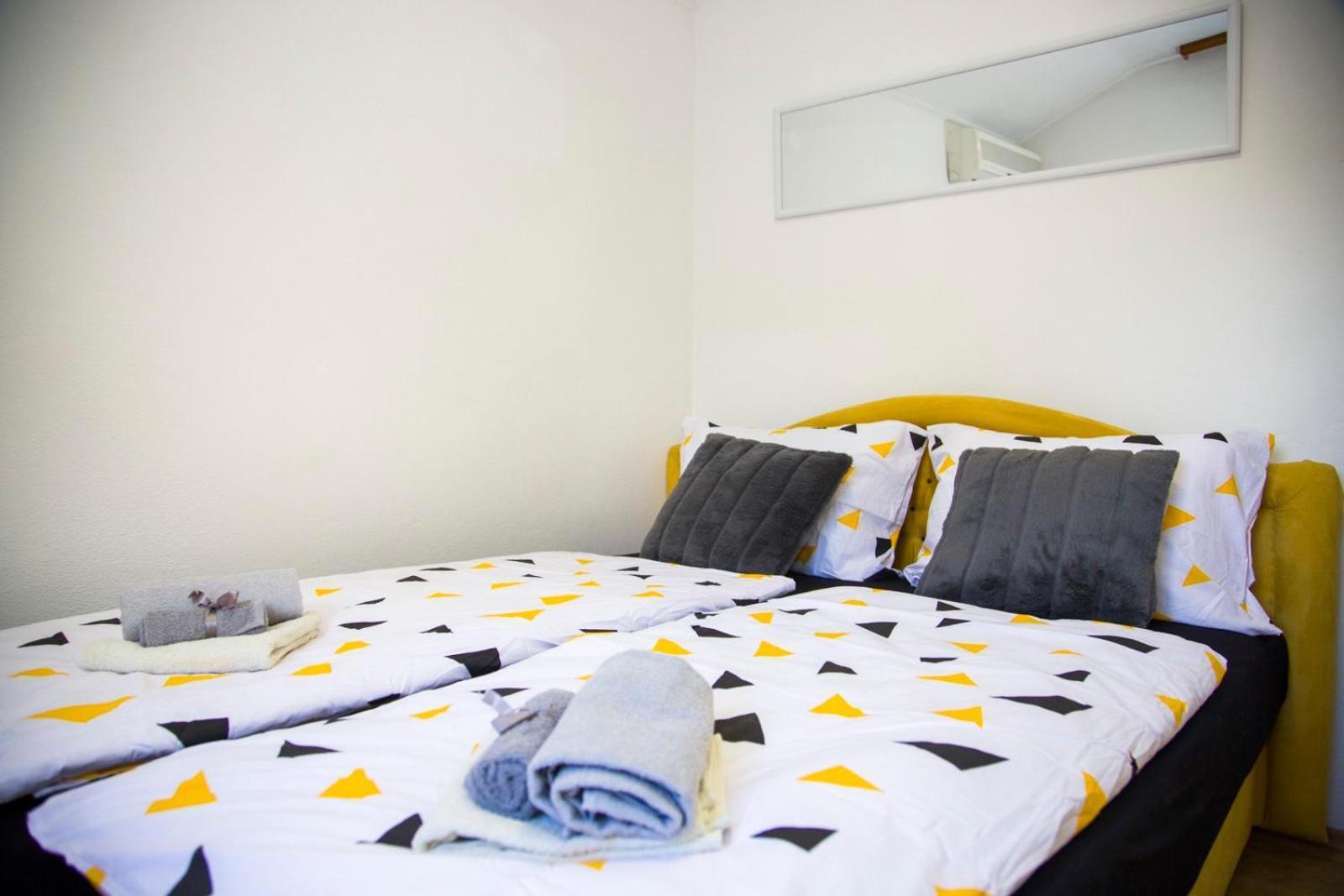 Apartman Puente Viejo 莫斯塔尔 外观 照片