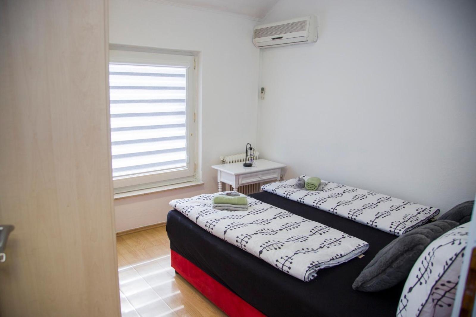Apartman Puente Viejo 莫斯塔尔 外观 照片