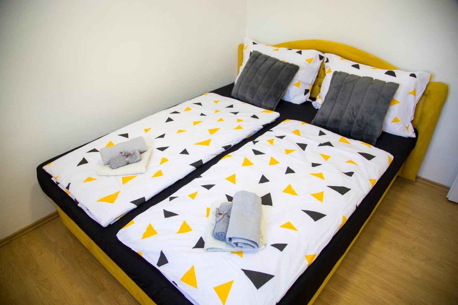 Apartman Puente Viejo 莫斯塔尔 外观 照片